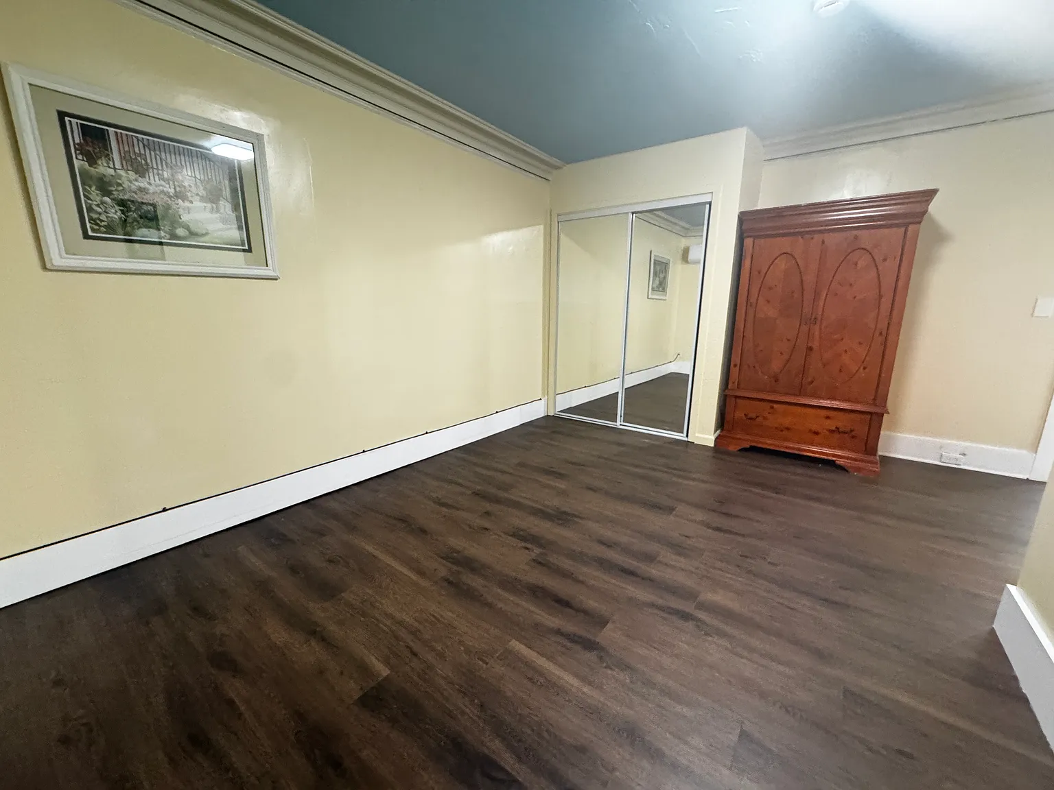 3 bed, 1450 sqft, $1,300 — Photo 2