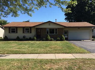 131 Edgebrook Ln, Rochester, NY 14617