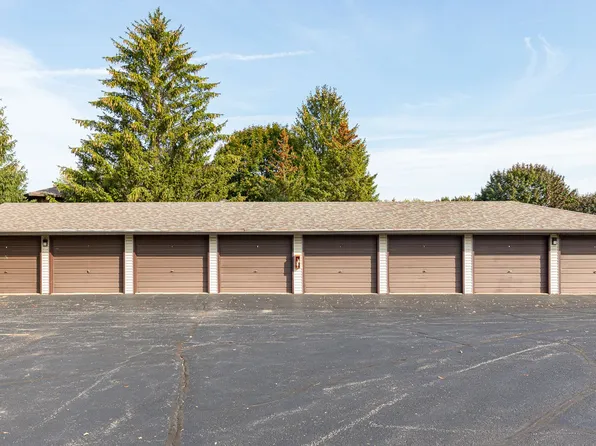 Shadow Creek Apartments