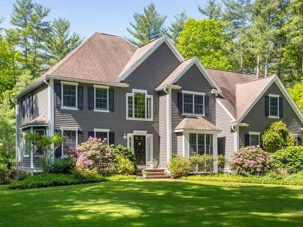 130 Union Bridge Rd, Duxbury, MA 02332