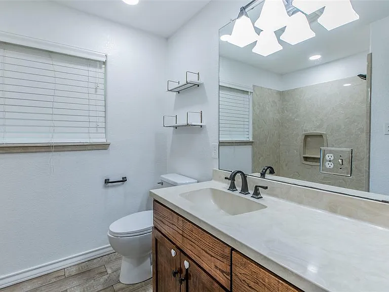 3025 Orchard Ln — Photo 7