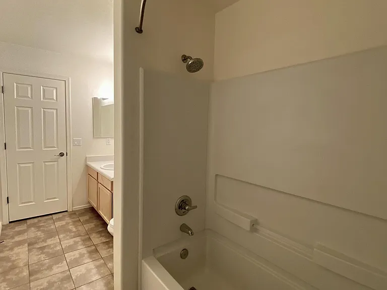 8771 N Finfrock Dr — Photo 15