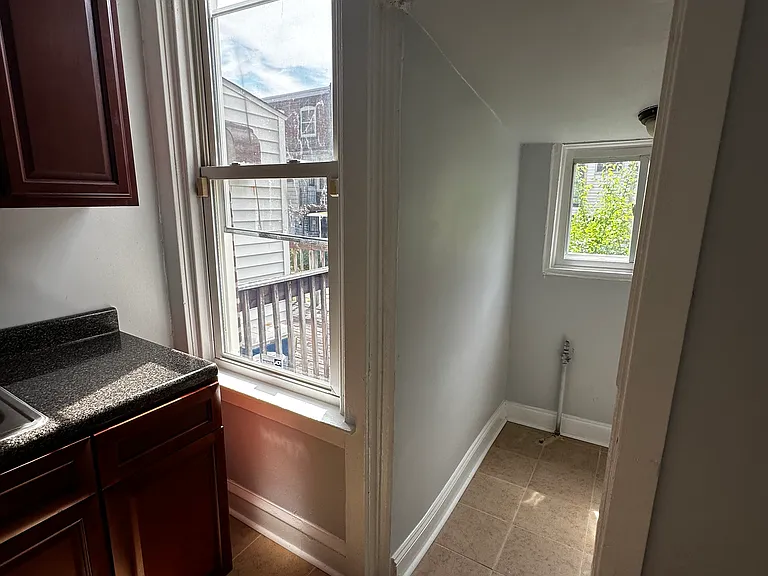 6622 N 20th St — Photo 21