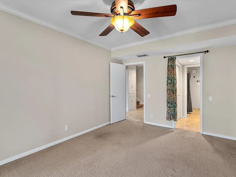 2704 San Pedro St #A-10 — Photo 21