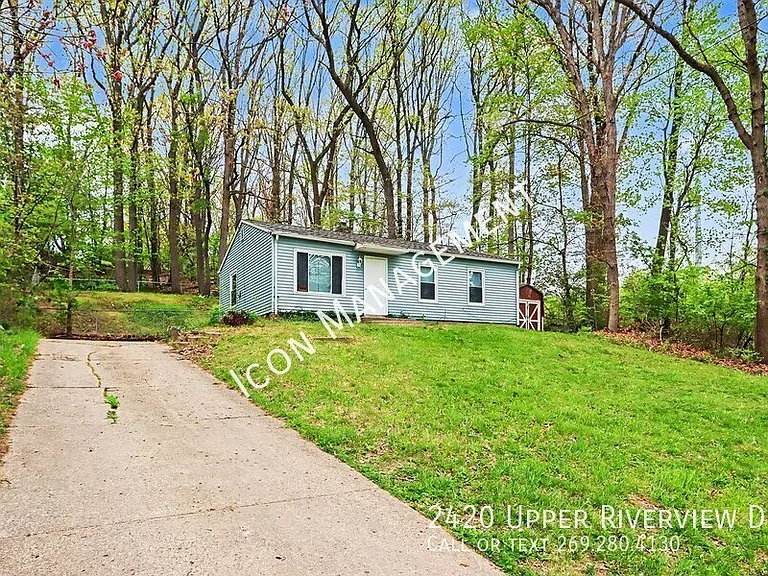 2420 Upper Riverview Dr — Photo 4