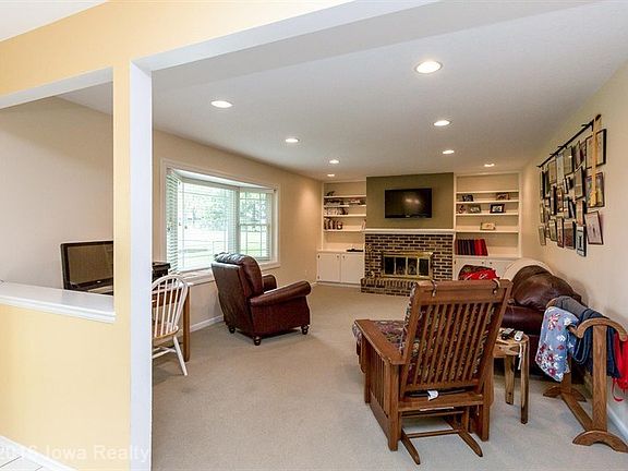 5th image of 8120 Hammontree Cir