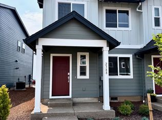 2388 Sawtelle Dr, Woodburn, OR 97071
