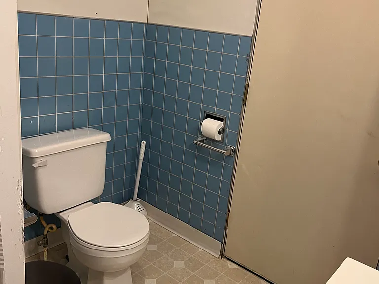 200 W Henry St #2 — Photo 5