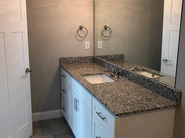 The Henry Lofts — Photo 23