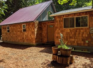 71010 E McFarland Rd, Rhododendron, OR 97049