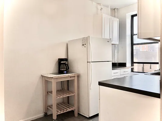 Rented by Matthew Gros-Werter, LREB  | media 24
