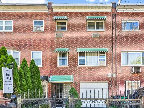 1472 Stickney Pl, Bronx, NY 10469