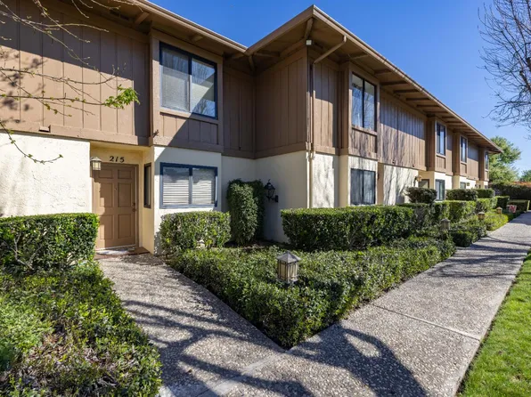1077 Rivara Rd APT 215, Stockton, CA 95207