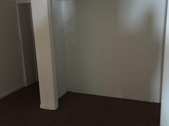 3rd image of 601-3 E 10th St