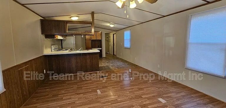 3103 Cedarvale Rd #16 — Photo 5