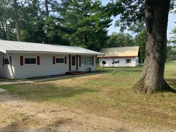 14972 Riverview Rd SE, Grayling, MI 49738