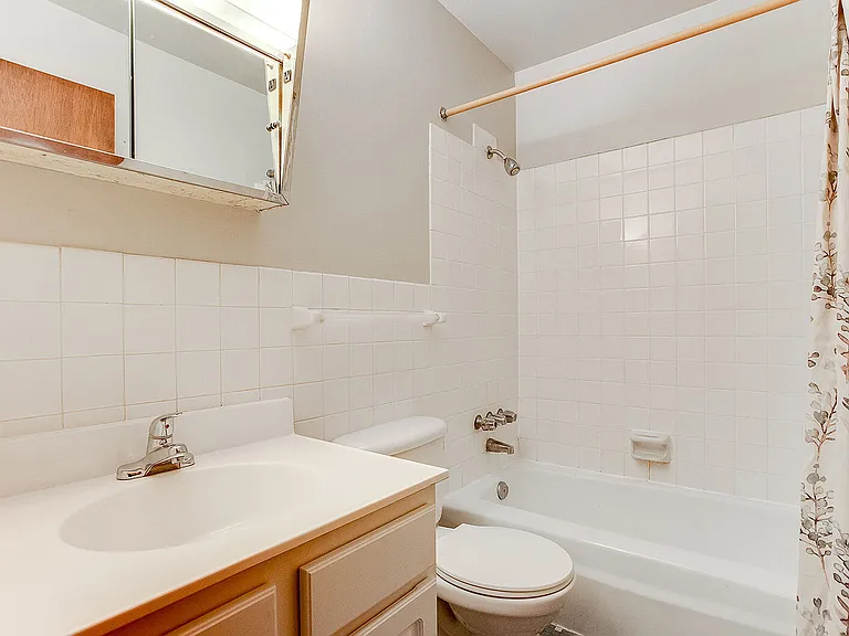 Cedar Commons — Photo 8