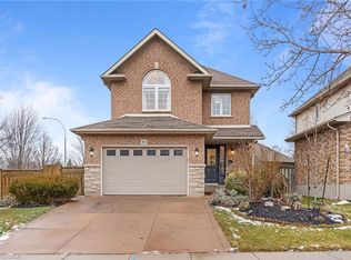 83 Udell Way, Grimsby, ON L3M 5K9