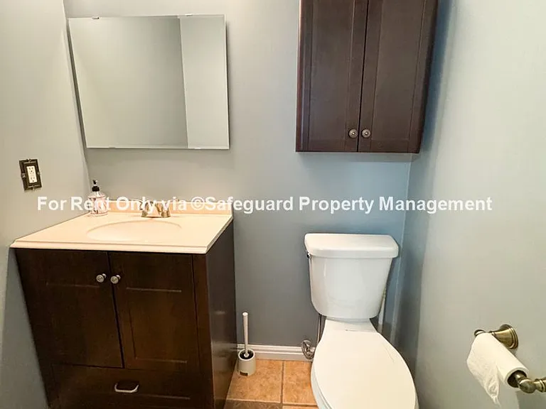 15052 S Manilla Dr — Photo 14
