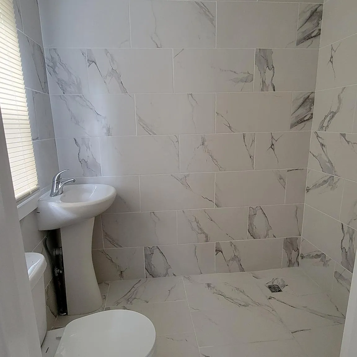 2 bed, 610 sqft, $1,600 — Photo 2