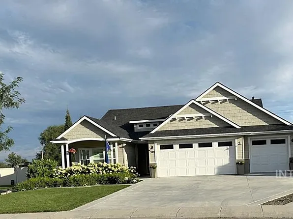 319 Sunderland St, Caldwell, ID 83605