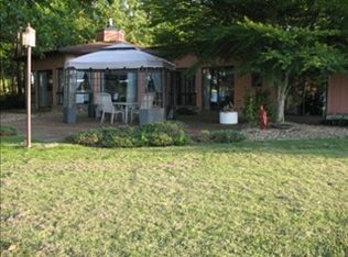 1008 Hileah Dr, Crossville, TN 38572