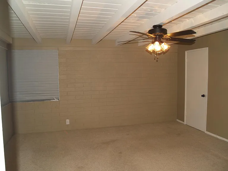 1418 Bryn Mawr Ave — Photo 11