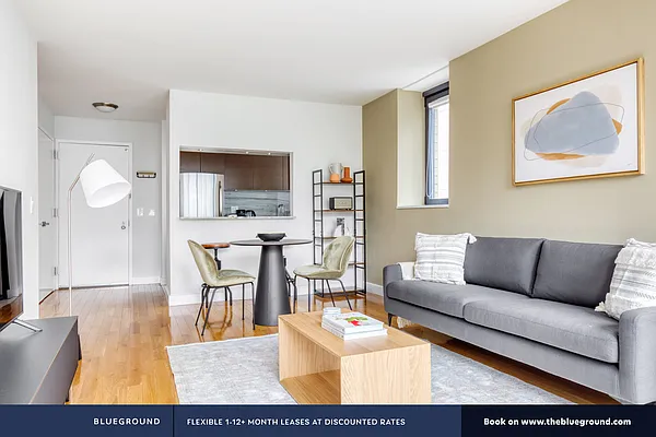 Rented by The Blueground | media 1