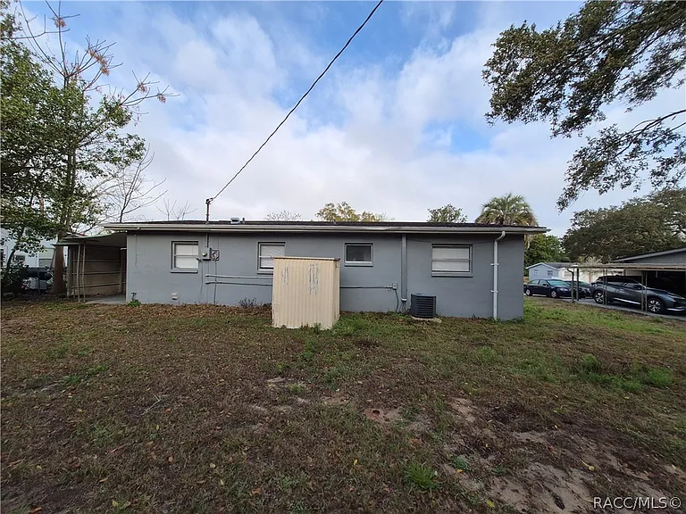11 S Barbour St — Photo 7