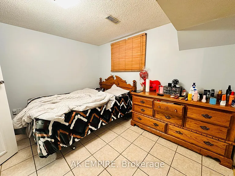 54 Fallen Oak Ct #BASEMENT — Photo 3