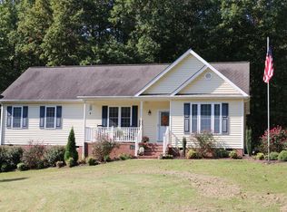 270 Hampden Ln, Farmville, VA 23901