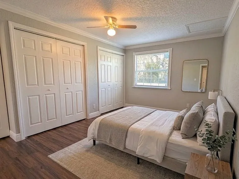 7308 Alvina St — Photo 8