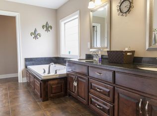 546 Hickory Ridge Rd, Leesville, LA 71446