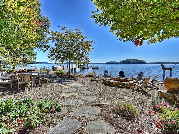 4th image of 16746 Belle Isle Dr