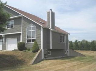 82B Quannacut Rd, Westerly, RI 02891