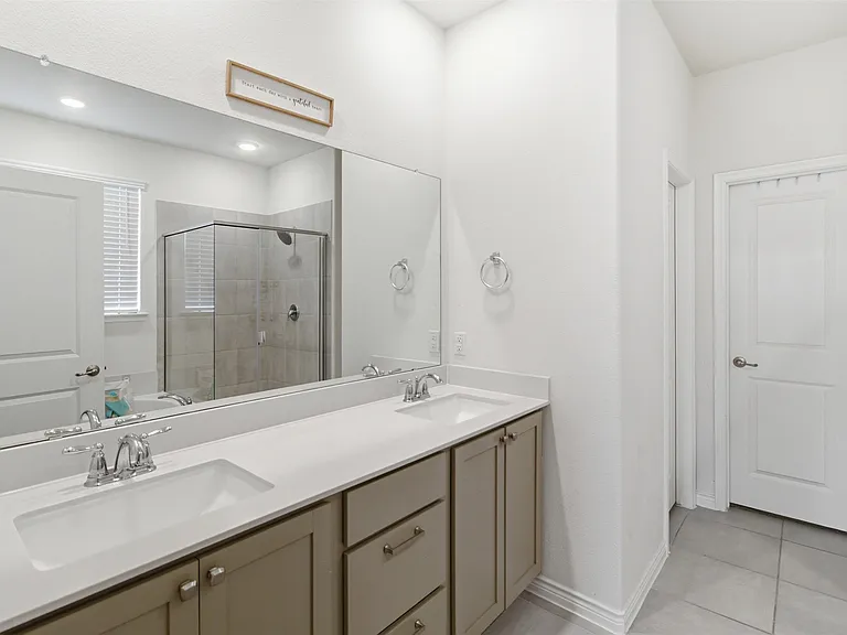 10407 Twisting Springs Dr — Photo 15
