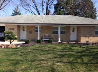208 S 7th Ave, Morton, IL 61550