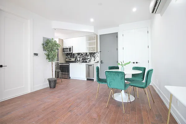 Rented by Compass | media 3