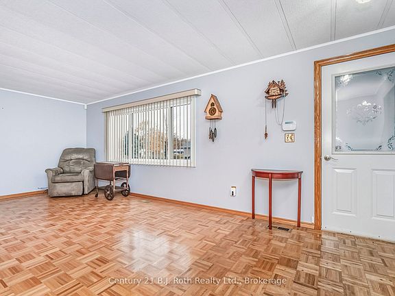 3rd image of 5263 Elliott Side Rd #36