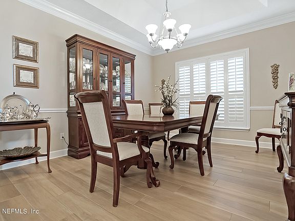 5th image of 2537 Sunny Creek Dr