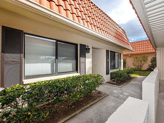 2nd image of 19029 Us Highway 19 N APT 17F