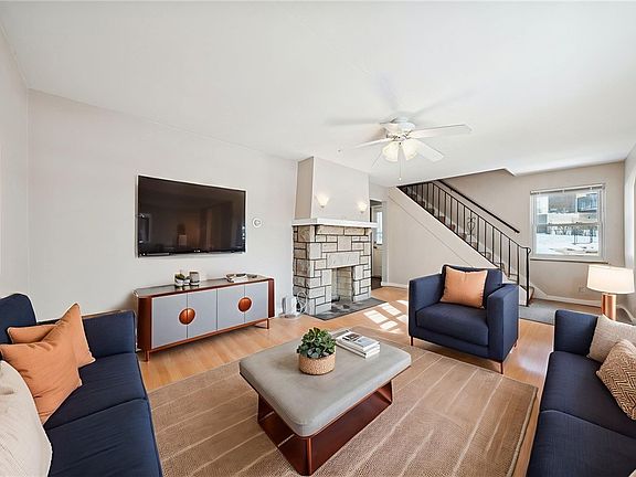 2nd image of 1059 Bayridge Ave
