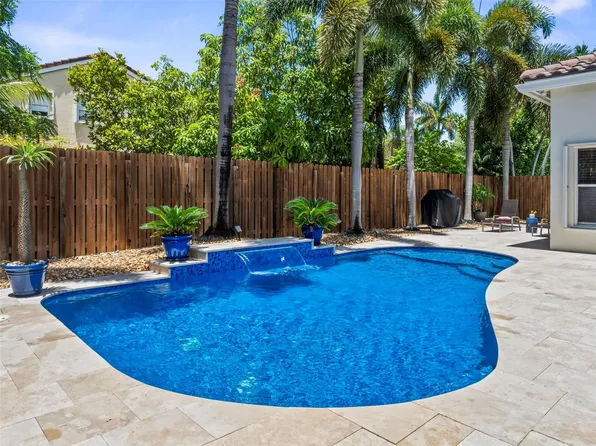 19123 NW 23rd Street, Pembroke Pines, FL 33029
