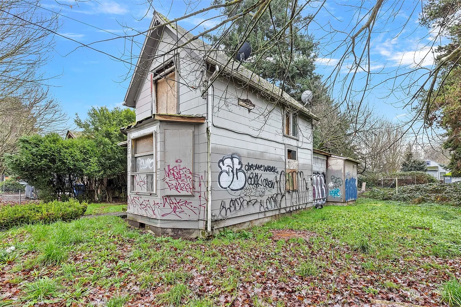 1219 -1235 S Cloverdale Street photo 1