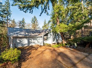 2951 Timberline Dr, Eugene, OR 97405