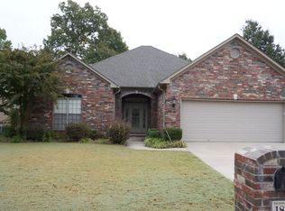 186 Auriel Cir, Maumelle, AR 72113