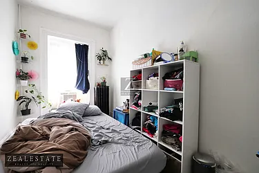 Rented by ZealEstate Group Inc