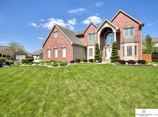 18414 C St, Omaha, NE 68130