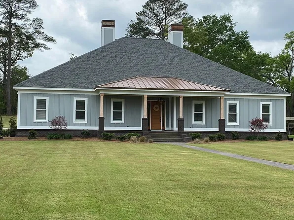 122 Pointer Dr, Leesburg, GA 31763