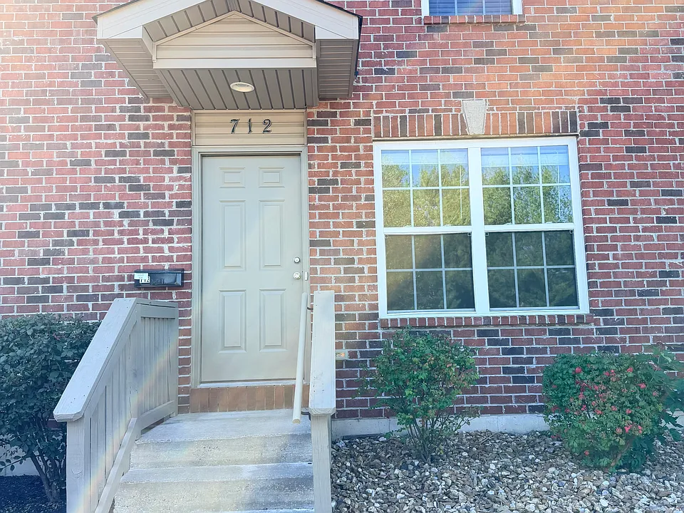 637 Scotti Ln #712